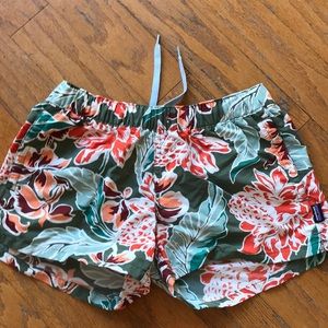 Patagonia baggie shorts